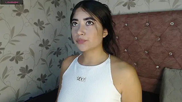 Susy thomson online show from March 2025 07:31:02 PM