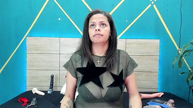 Luna smit08 online show from February 2025 07:09:01 PM