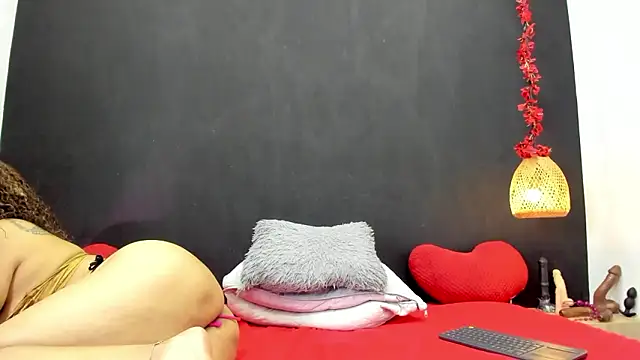 Luna smit08 online show from March 2026 09:10:01 PM