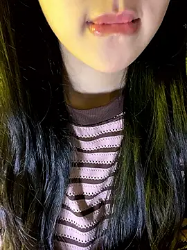 Snapshot of minmin2kk5 chatting on January 2026 06:40:01 AM minmin2kk5 online show from January 2026 06:40:01 AM