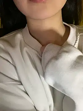 Snapshot of minmin2kk5 chatting on January 2026 04:00:01 PM minmin2kk5 online show from January 2026 04:00:01 PM