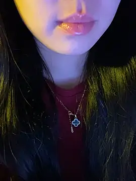 Snapshot of minmin2kk5 chatting on February 2026 03:10:02 PM minmin2kk5 online show from February 2026 03:10:02 PM