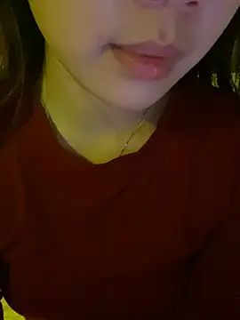 Snapshot of minmin2kk5 chatting on February 2026 03:21:02 PM minmin2kk5 online show from February 2026 03:21:02 PM