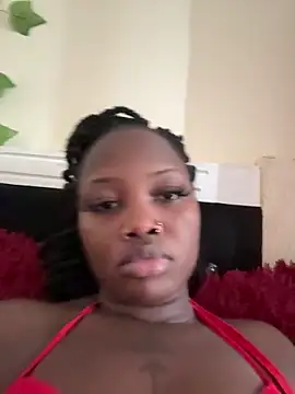 Queen Arnah254 online show from May 2026 01:27:02 PM