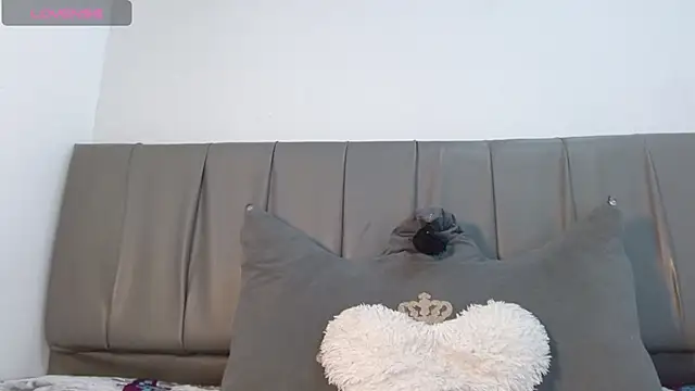 Cherllynn online show from January 2025 04:13:02 PM