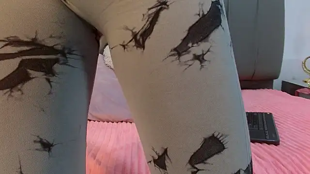 Cherllynn online show from January 2025 05:10:02 PM