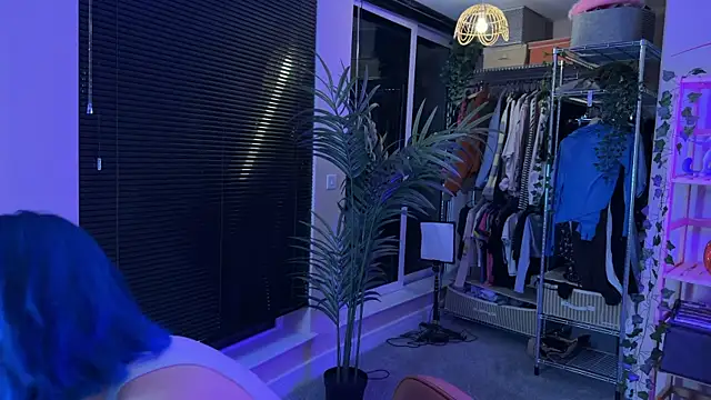  vixenp online show from September 2025 06:24:02 PM