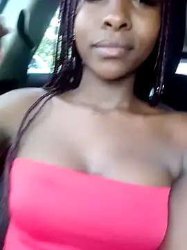 Snapshot of Nicole_Colette_ chatting on January 2025 03:40:01 PM Nicole Colette online show from January 2025 03:40:01 PM