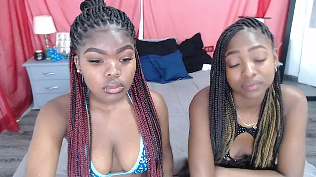 Snapshot of Nicole_Colette_ chatting on March 2025 12:11:02 PM Nicole Colette online show from March 2025 12:11:02 PM