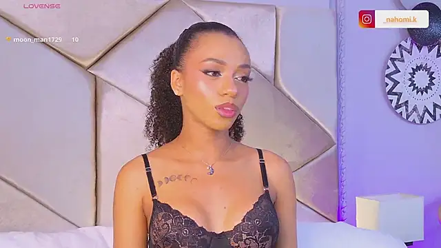 Nahomi King online show from March 2025 01:24:02 PM