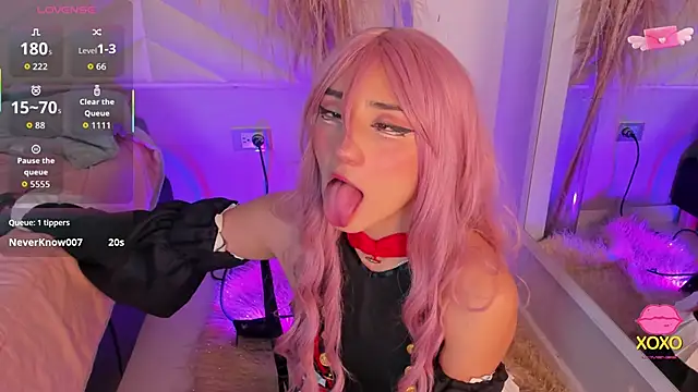 miia  baker online show from November 2025 12:27:02 PM