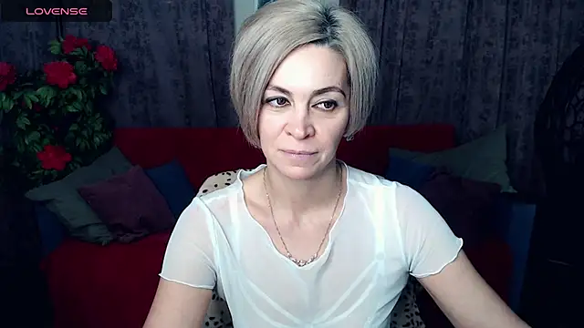 Snapshot of Blonde_lola444 chatting on January 2025 11:26:01 PM Blonde lola444 online show from January 2025 11:26:01 PM