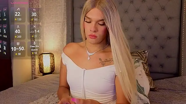 Snapshot of Shantal_Joness chatting on September 2025 08:53:02 PM Shantal Joness online show from September 2025 08:53:02 PM