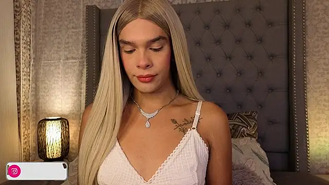 Snapshot of Shantal_Joness chatting on October 2025 09:54:02 PM Shantal Joness online show from October 2025 09:54:02 PM