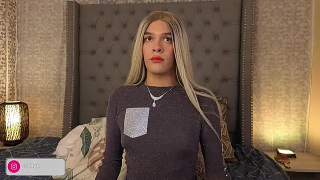 Snapshot of Shantal_Joness chatting on October 2025 03:25:03 AM Shantal Joness online show from October 2025 03:25:03 AM