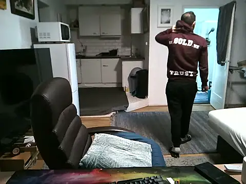 mihaimichael online show from September 2025 11:59:01 AM