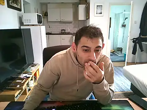 mihaimichael online show from October 2025 12:36:02 PM