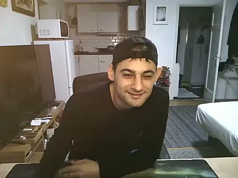 mihaimichael online show from October 2025 11:02:01 PM