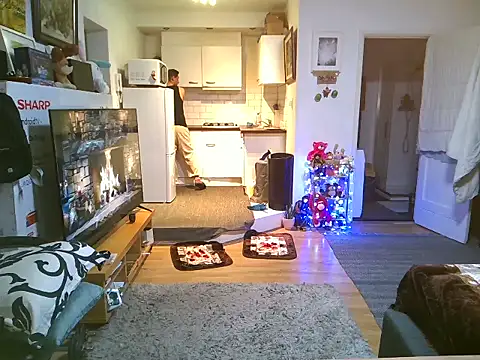 mihaimichael online show from October 2025 12:35:01 AM