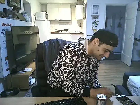 mihaimichael online show from November 2025 03:27:02 PM