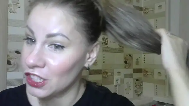 Snapshot of TherestlessKitty chatting on December 2024 06:15:02 AM TherestlessKitty online show from December 2024 06:15:02 AM