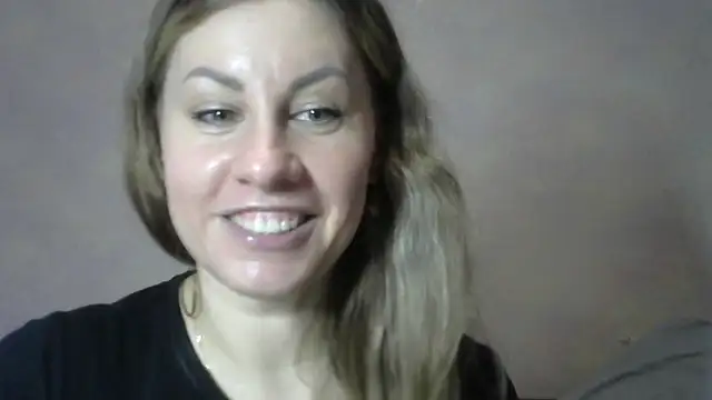 Snapshot of TherestlessKitty chatting on December 2024 09:46:02 AM TherestlessKitty online show from December 2024 09:46:02 AM