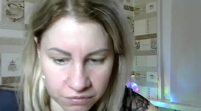 Snapshot of TherestlessKitty chatting on January 2025 09:37:02 AM TherestlessKitty online show from January 2025 09:37:02 AM