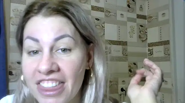 Snapshot of TherestlessKitty chatting on January 2025 10:03:01 AM TherestlessKitty online show from January 2025 10:03:01 AM