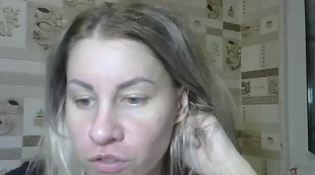 Snapshot of TherestlessKitty chatting on January 2025 08:11:02 PM TherestlessKitty online show from January 2025 08:11:02 PM