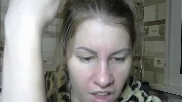 Snapshot of TherestlessKitty chatting on February 2025 06:23:01 AM TherestlessKitty online show from February 2025 06:23:01 AM