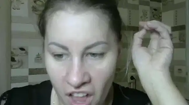 Snapshot of TherestlessKitty chatting on February 2025 08:05:01 PM TherestlessKitty online show from February 2025 08:05:01 PM