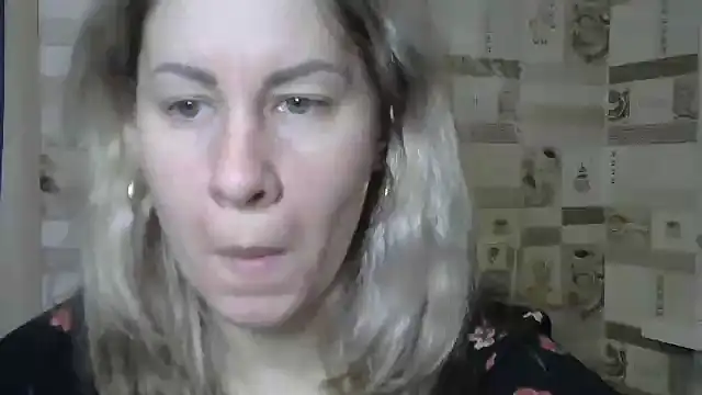 Snapshot of TherestlessKitty chatting on February 2025 07:15:01 AM TherestlessKitty online show from February 2025 07:15:01 AM