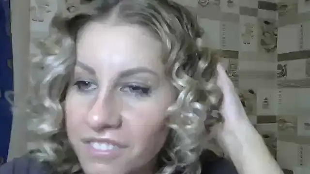 Snapshot of TherestlessKitty chatting on February 2025 09:10:01 AM TherestlessKitty online show from February 2025 09:10:01 AM