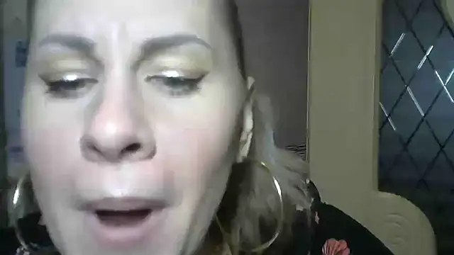 Snapshot of TherestlessKitty chatting on March 2025 09:05:02 AM TherestlessKitty online show from March 2025 09:05:02 AM