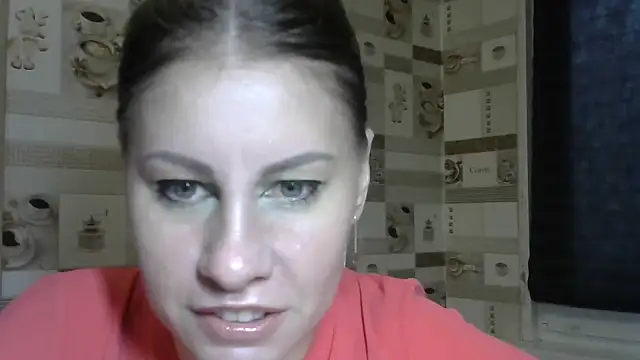 Snapshot of TherestlessKitty chatting on September 2025 06:04:02 AM TherestlessKitty online show from September 2025 06:04:02 AM