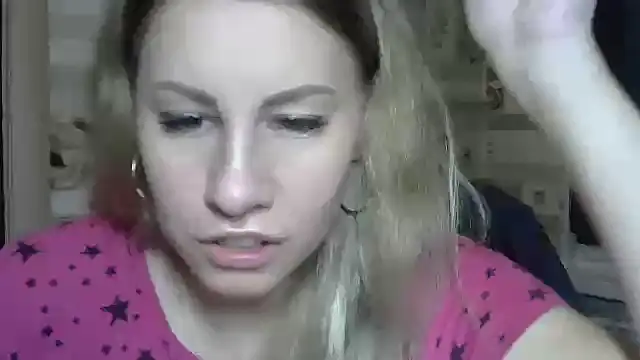 Snapshot of TherestlessKitty chatting on October 2025 06:56:01 AM TherestlessKitty online show from October 2025 06:56:01 AM