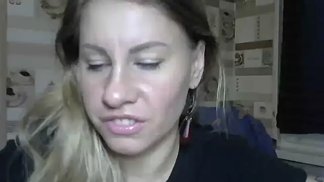 Snapshot of TherestlessKitty chatting on November 2025 06:41:02 AM TherestlessKitty online show from November 2025 06:41:02 AM