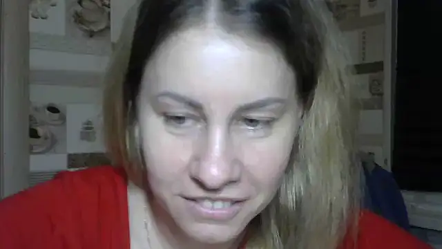 Snapshot of TherestlessKitty chatting on November 2025 10:09:01 PM TherestlessKitty online show from November 2025 10:09:01 PM