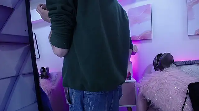 Tayzon Foxxx online show from December 2024 12:30:01 PM