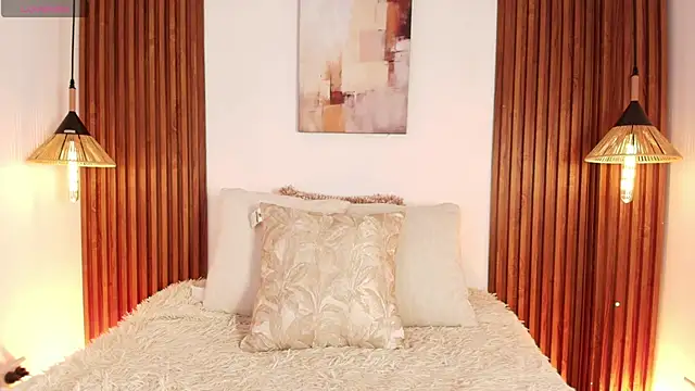 Tayzon Foxxx online show from April 2026 08:20:01 PM