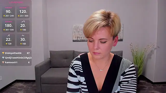 Julia Wilsone online show from December 2024 05:37:02 PM