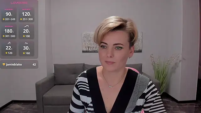 Julia Wilsone online show from December 2024 10:19:02 AM