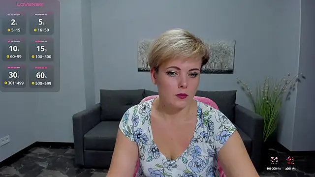 Julia Wilsone online show from January 2025 06:57:01 AM