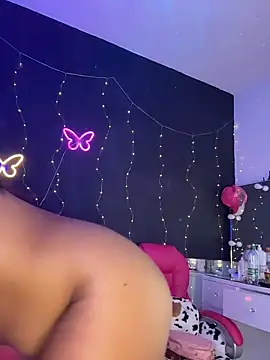 AlisonHoot69 online show from October 2025 12:07:02 PM