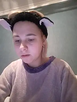 Gussie Bridie online show from February 2025 03:29:01 PM