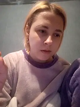 Gussie Bridie online show from February 2025 03:05:01 PM