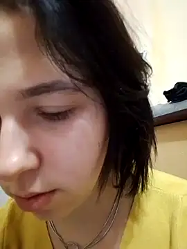 Gussie Bridie online show from September 2025 03:19:02 AM