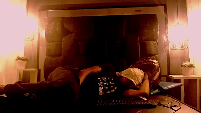 Jose Smoke online show from March 2025 06:58:02 AM