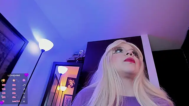 Irinaa Scarlett online show from January 2025 11:39:02 PM