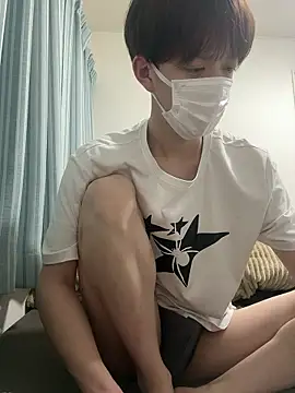 yuuuuma578 online show from April 2026 02:28:02 PM